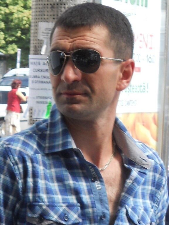  Obrany,   Oleg, 41 ,   ,   , c 