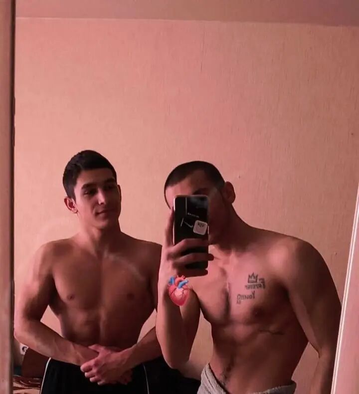  44235510  , 22 ,    