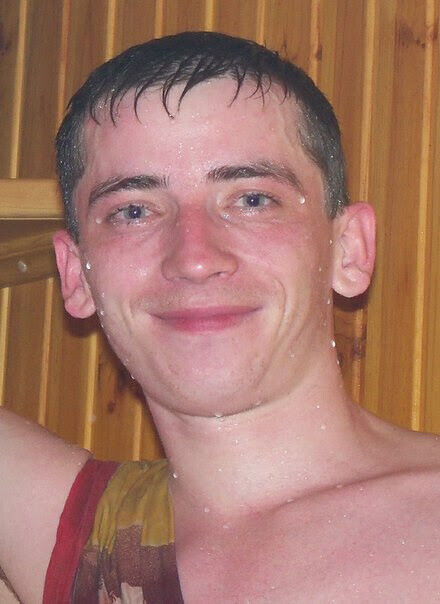  21036530  Aleksandr, 40 ,    