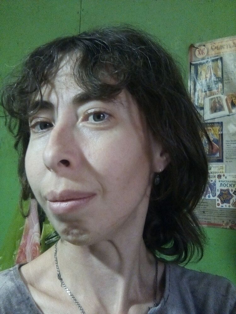  47858820  Elena, 38 ,    
