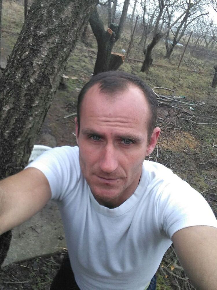  39879110  Vova, 37 ,    