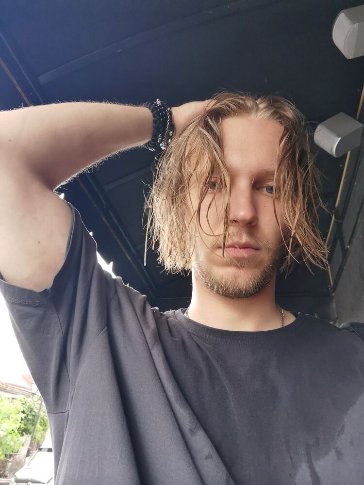  ,   Tony, 30 ,   
