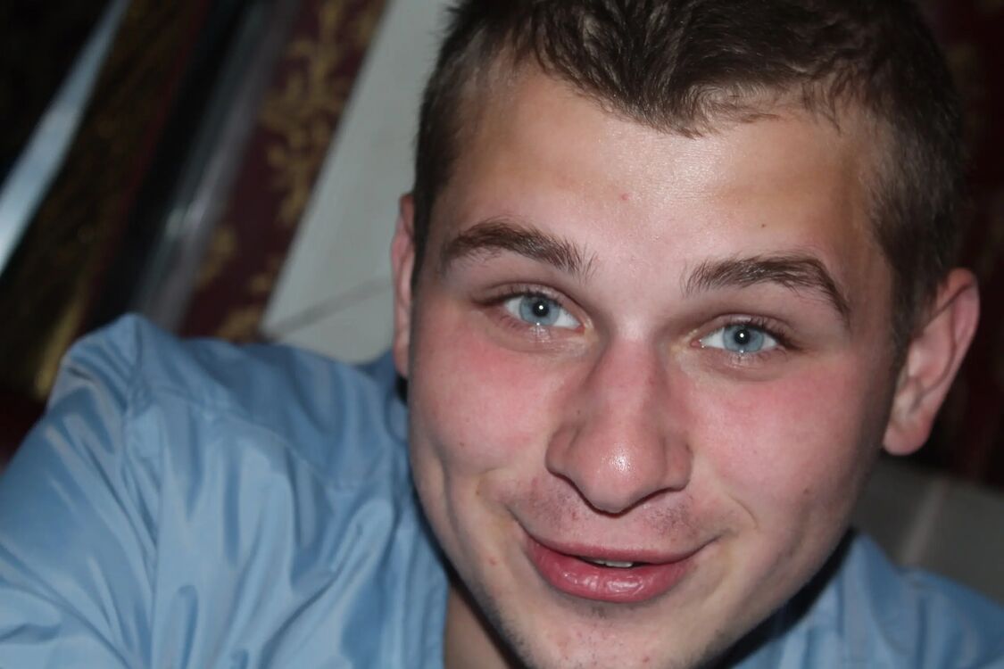  29117240  Alexander, 31 ,    