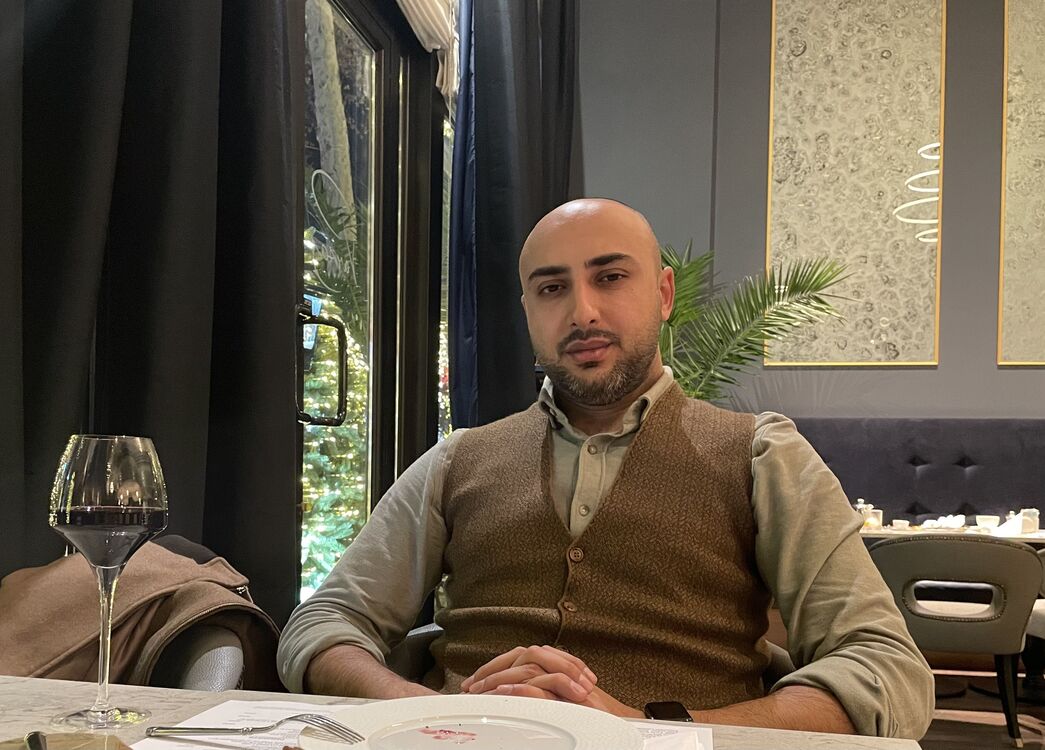  26299010  Eric, 36 ,    