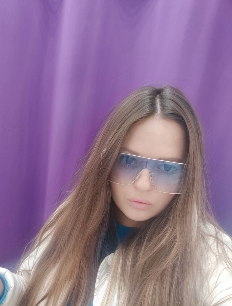  52916510  , 32 ,    