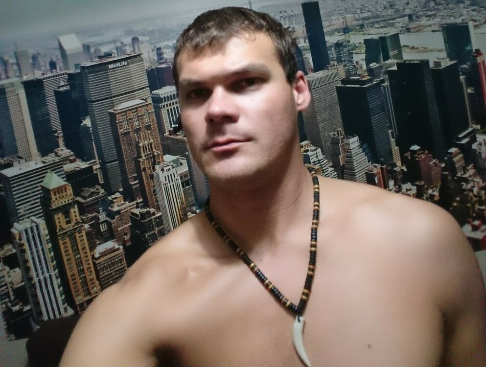  18472200  Maks, 36 ,    