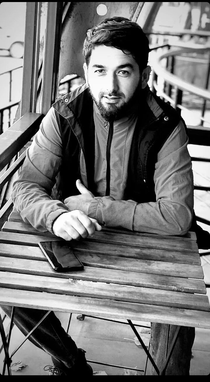  30326750  Mahmud, 31 ,    