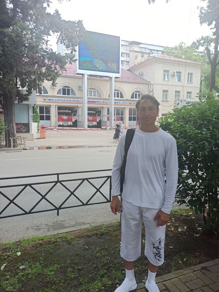  36584770  , 44 ,    