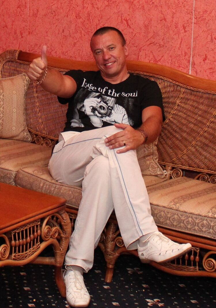  ,   , 46 ,   