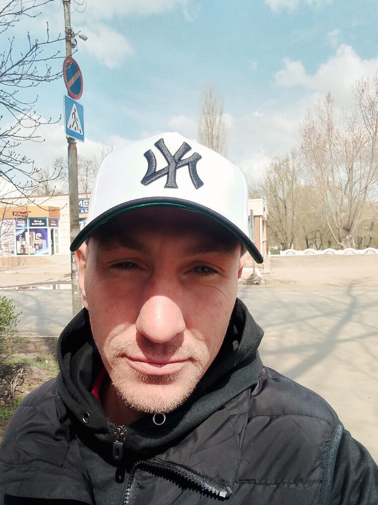  ,   KossMoss, 37 ,   ,   