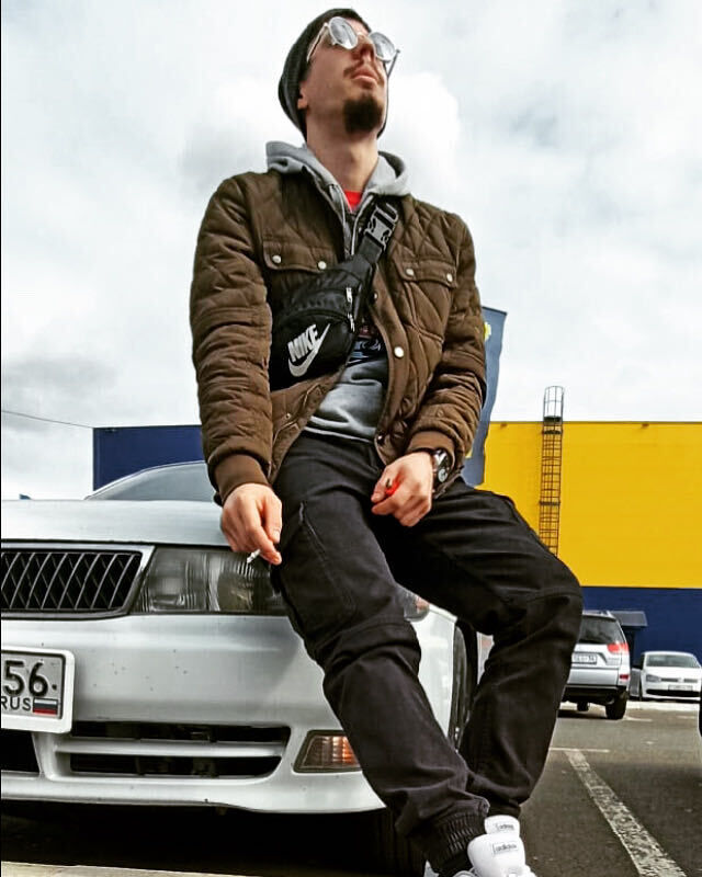  53081770  , 31 ,    -
