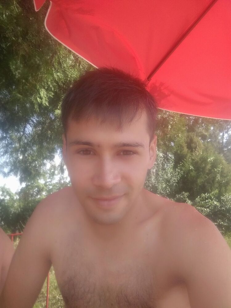  19147390  Salohiddin, 36 ,    