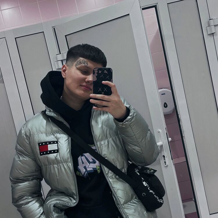  49983740  , 28 ,    