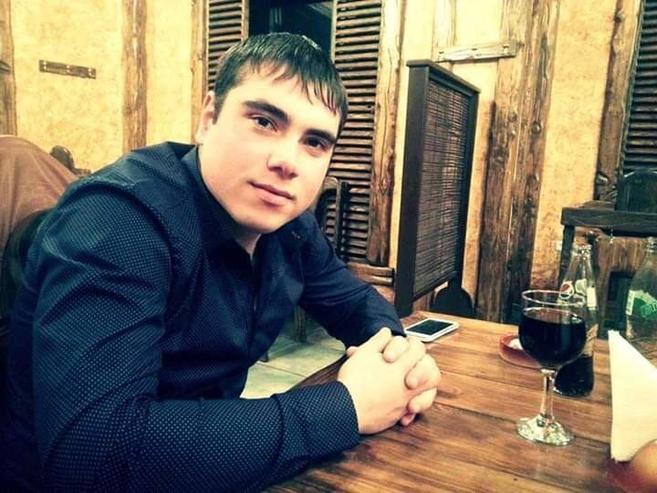  17893990  Arsen, 32 ,    