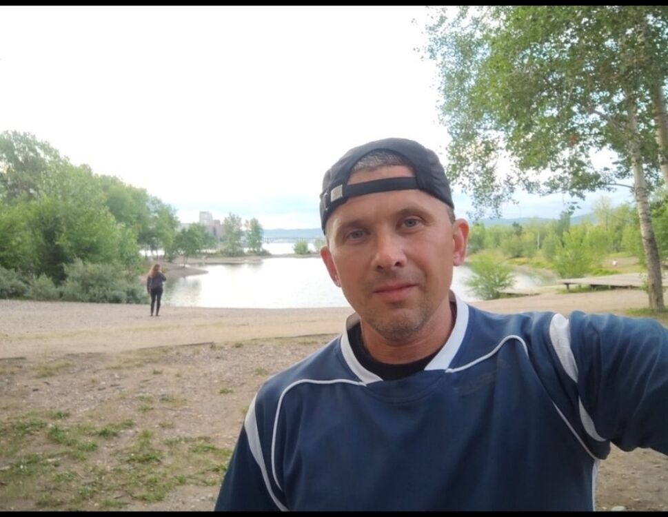  ,   Evgeny, 46 ,   ,   , c 