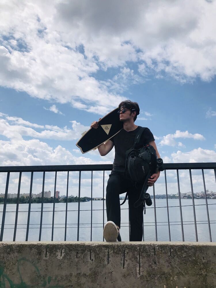  ,   Eugen, 24 ,   ,   