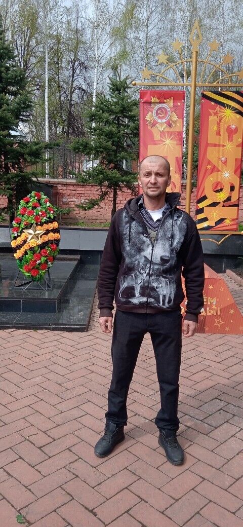  31518720  EDIK, 46 ,    