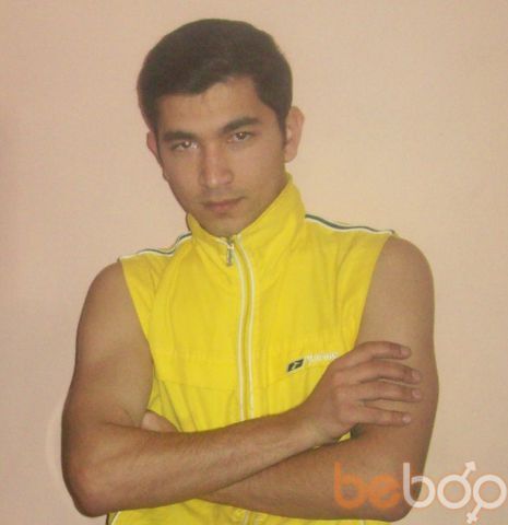  1043820  Bobur, 37 ,    