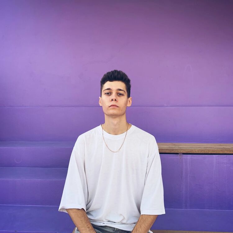  49874240  Mkbhallo, 23 ,    -