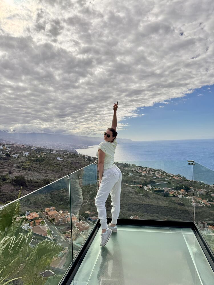  Santa Cruz de Tenerife,   Alena, 38 ,   ,   , c , 
