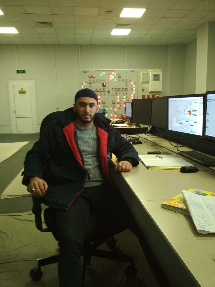  ,   Alik, 35 ,   ,   , c 