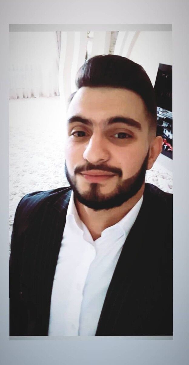  ,   Eli, 32 ,   ,   , c 