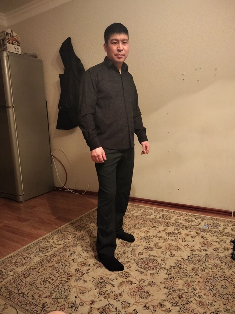  25315540  Arman, 36 ,    