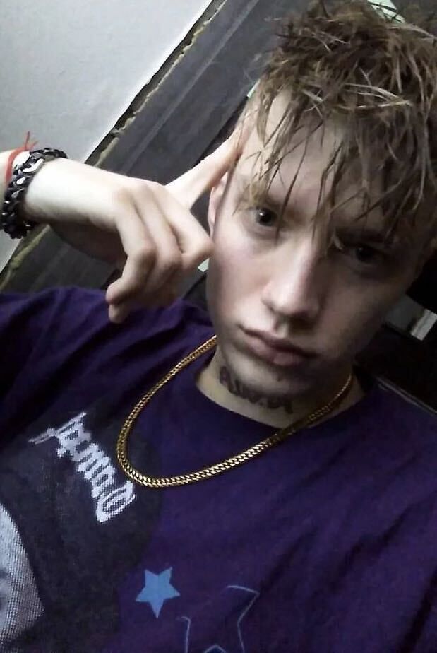  ,   Wladek, 26 ,   ,   