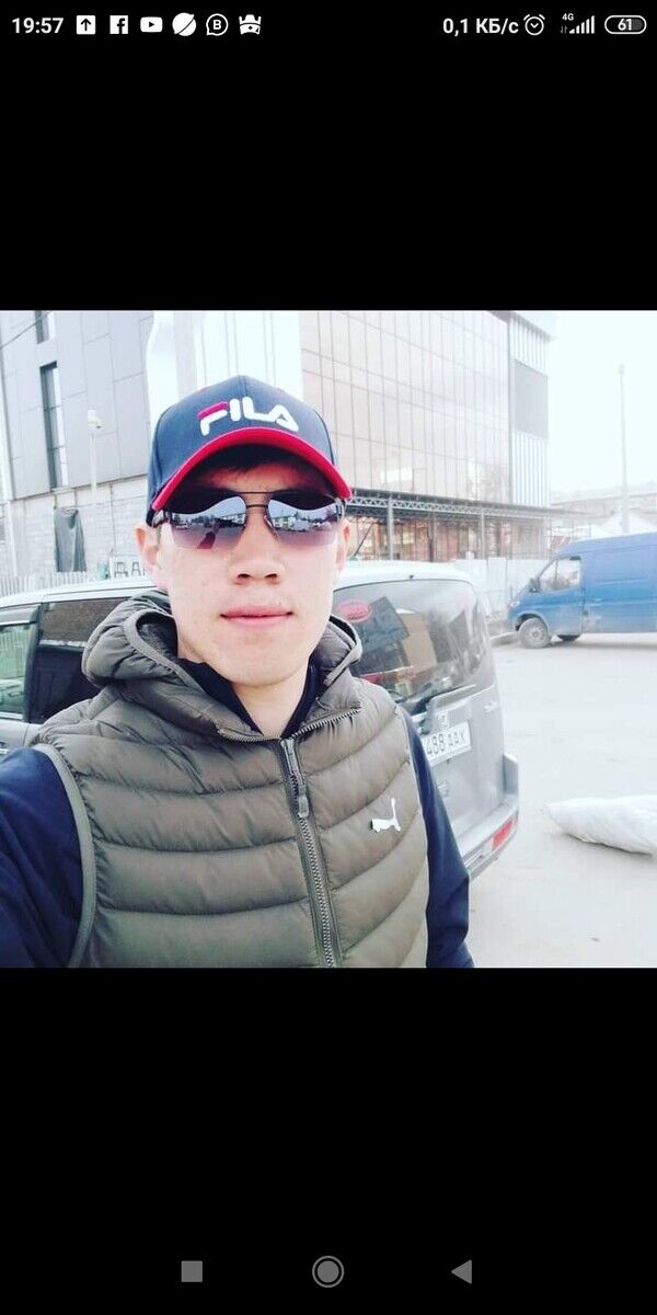  21445780  Kuba, 26 ,    