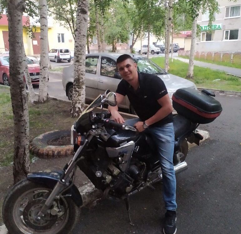  ,   Darik, 32 ,   ,   