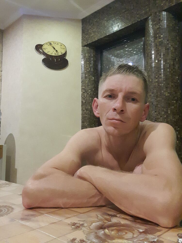  27571990  , 39 ,    