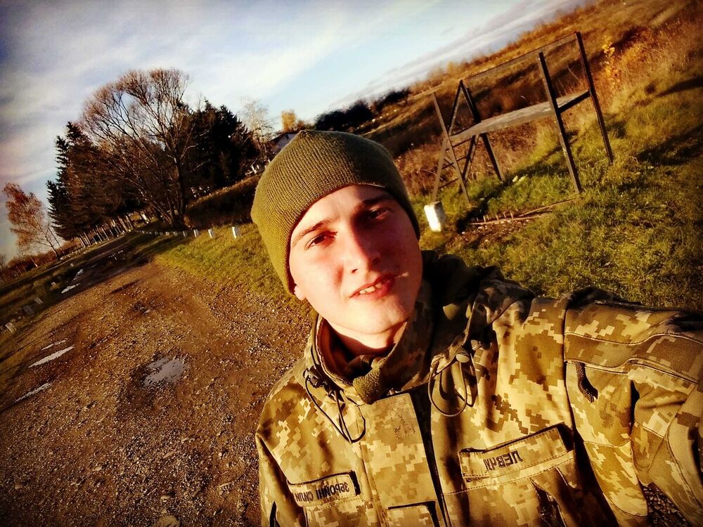  ,   Andriy, 23 ,   ,   , 
