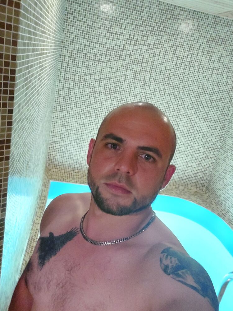  30180780  , 32 ,    