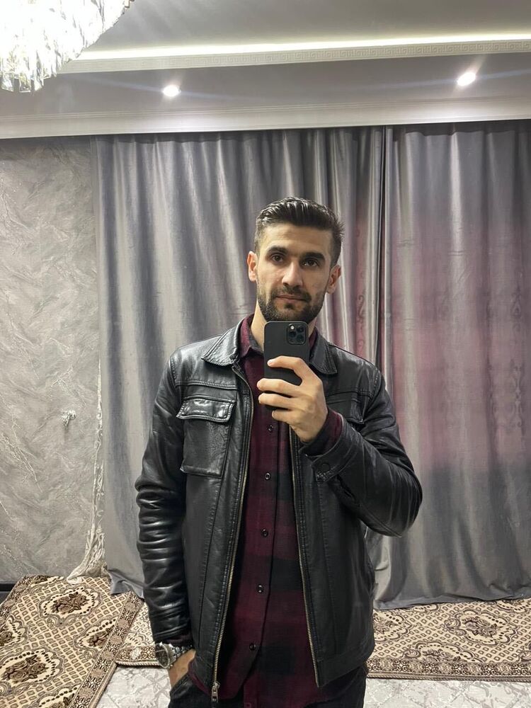  ,   Dilovar, 24 ,   ,   