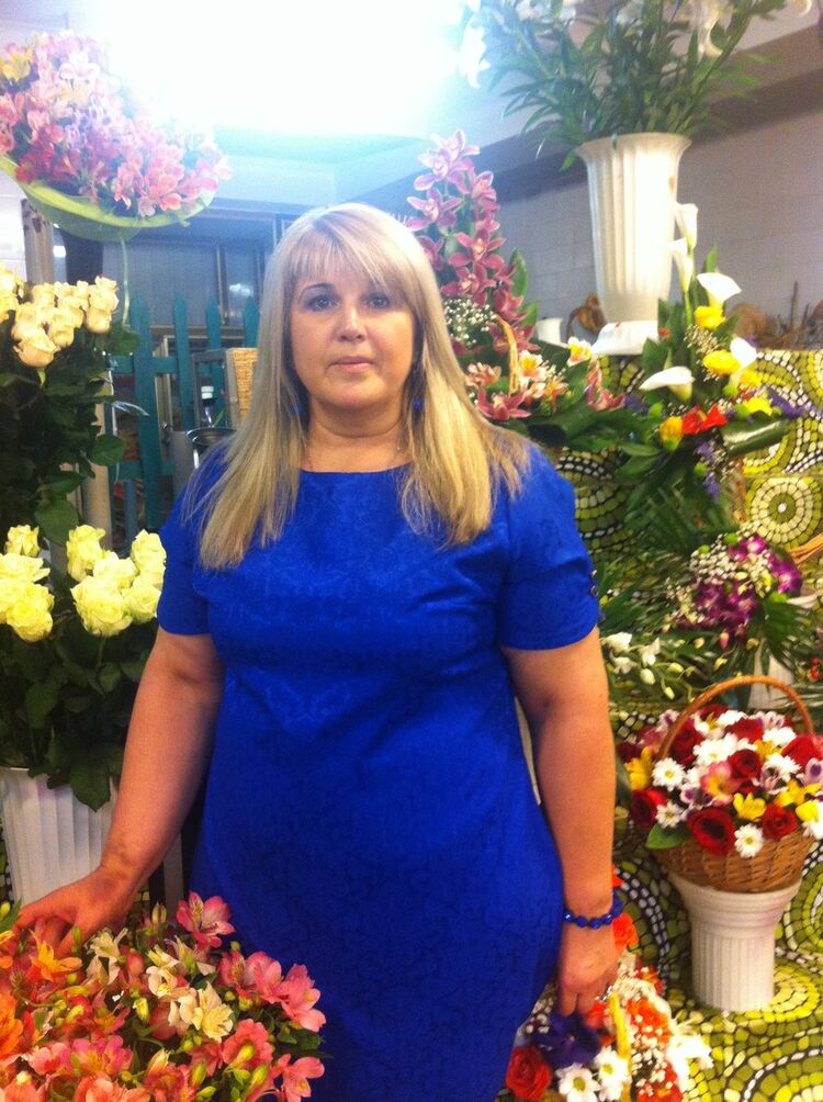  5169990  VALENTINA, 57 ,    