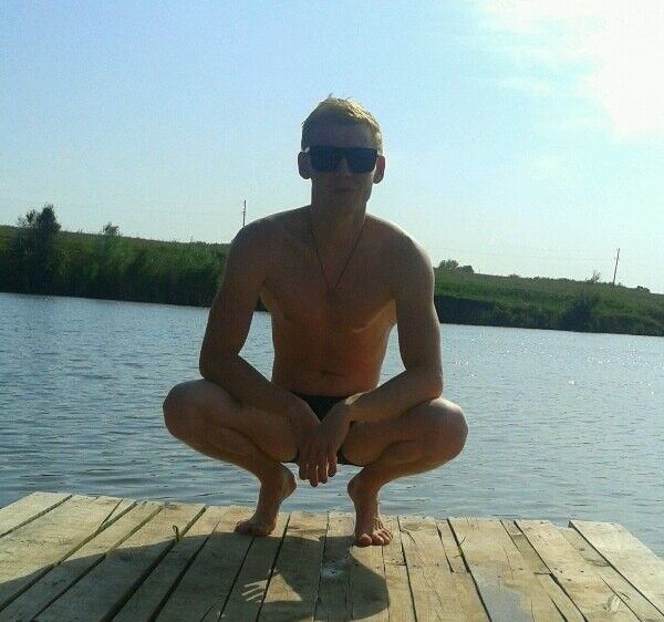  14185060  Vadim, 38 ,    