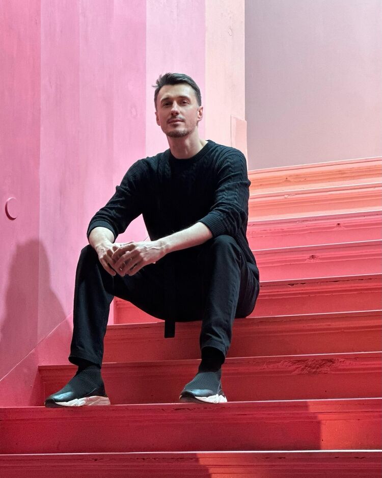  54123200  Vladimir, 36 ,    's-Graveland