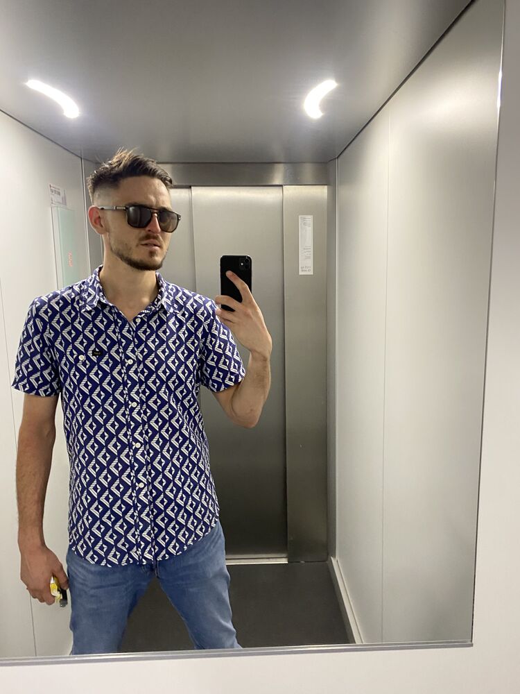  45501260  Ivan, 31 ,    