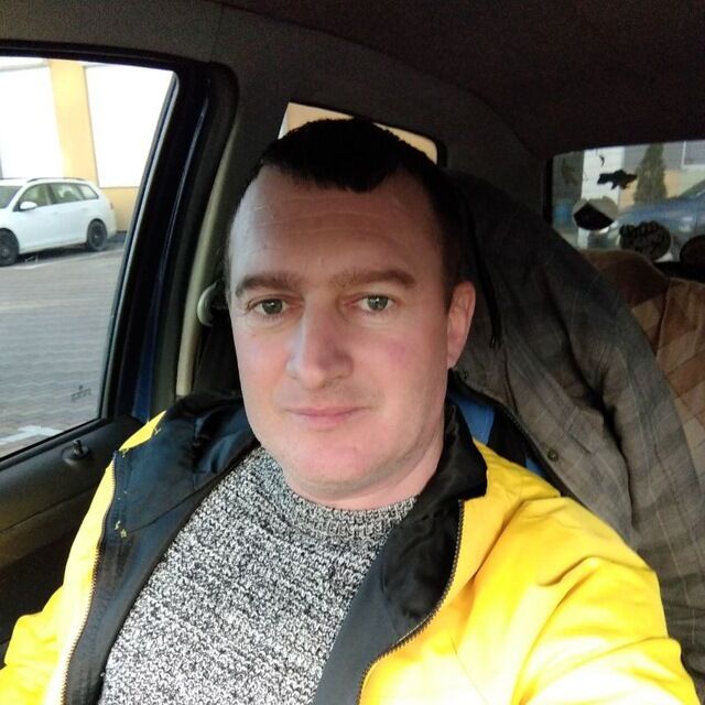  52287390  Andriy, 43 ,    