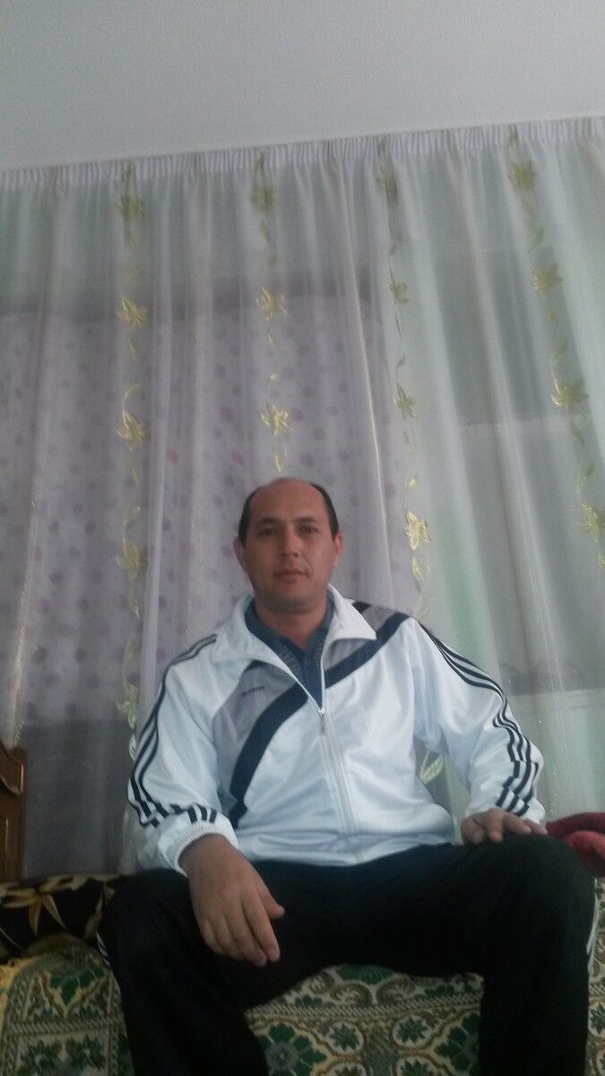  8695290  Rauf, 49 ,    