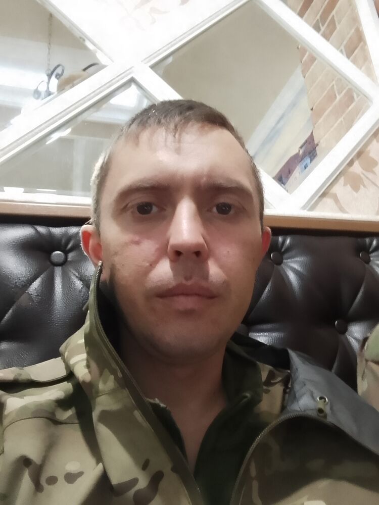  52825550  , 34 ,    