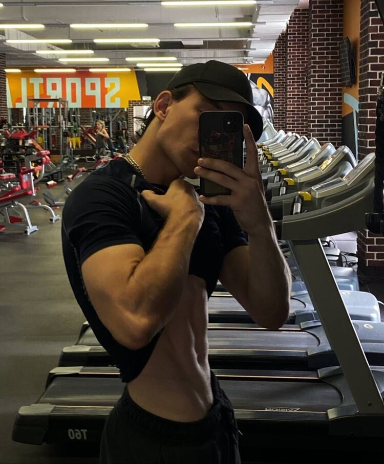 32527260  , 26 ,    
