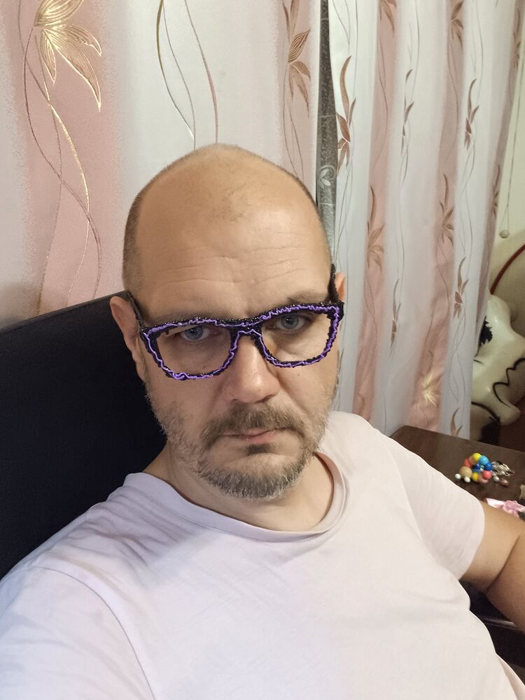  49543840  , 42 ,    