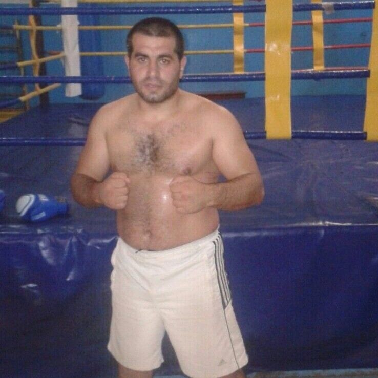  19958290  Gevorg, 37 ,    