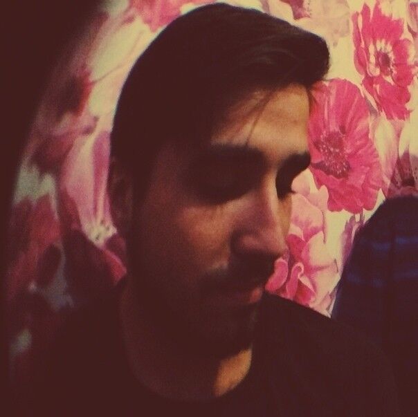  13647810  Charlie, 33 ,    -