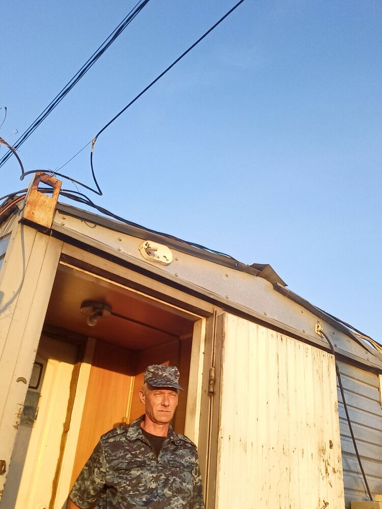  49172640  , 57 ,    