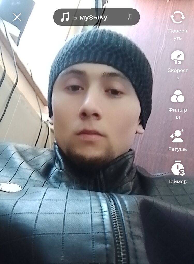  33467720  , 22 ,    