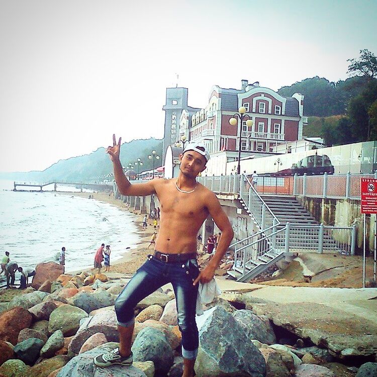  ,   Garik, 35 ,   ,   , c 