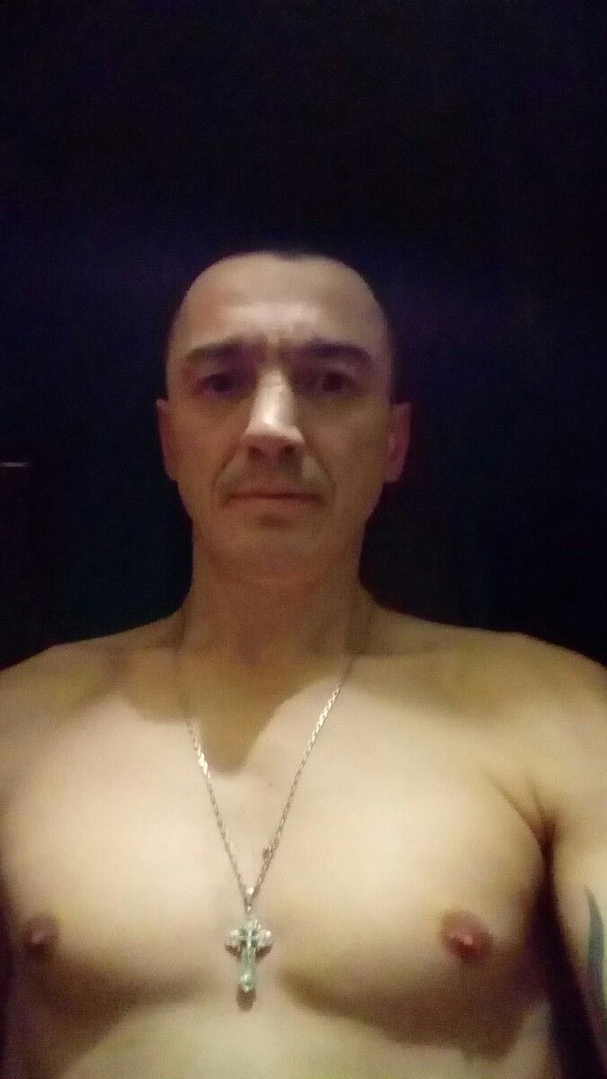  8845830  Sasha, 46 ,    