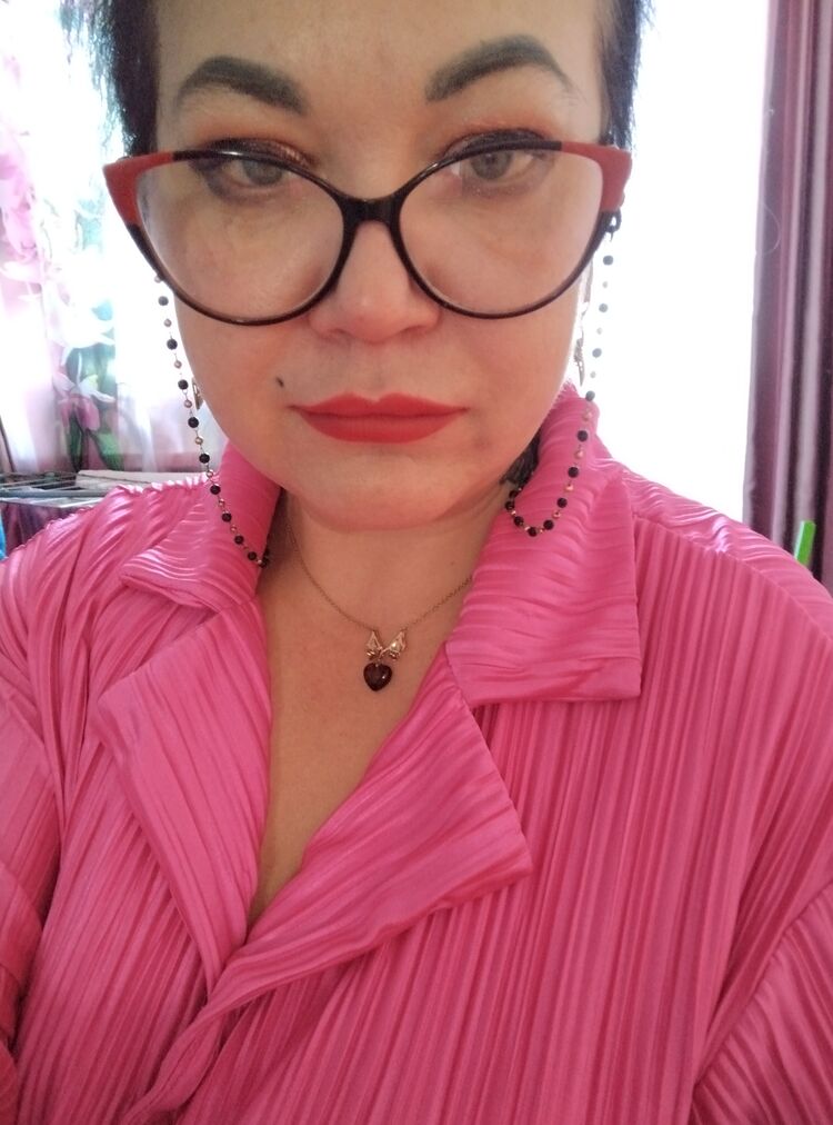  ,   Anzhelika, 48 ,   c 